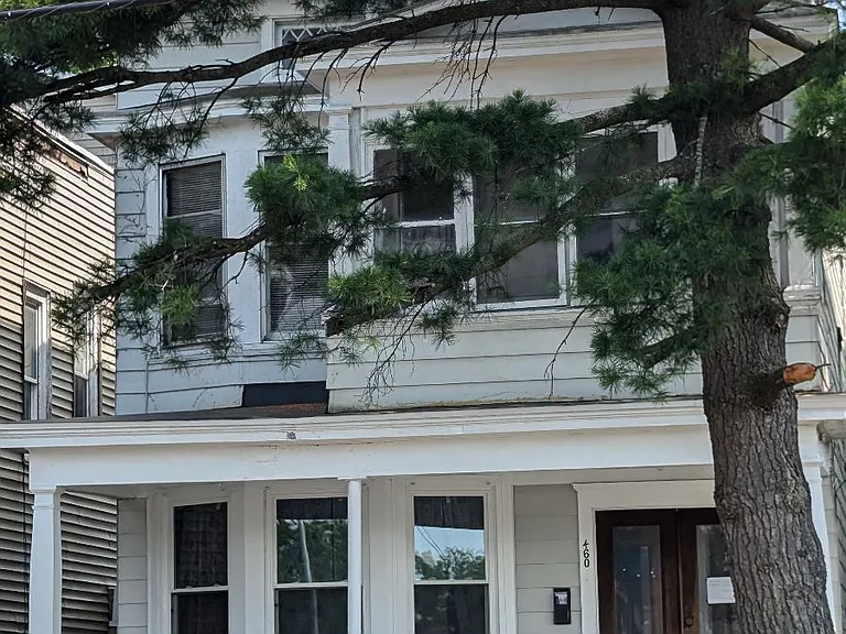 460 Delaware Ave #1 — Photo 22