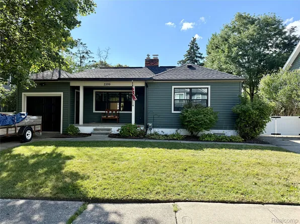 2399 Royal Ave, Berkley, MI 48072