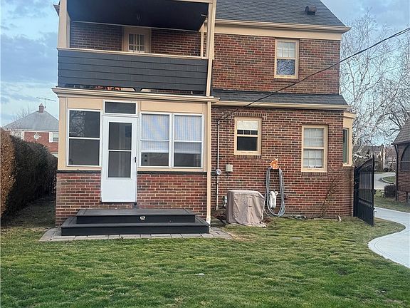 5th image of 19131 S Lake Shore Blvd