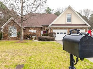2850 Meadow Gate Way, Loganville, GA 30052