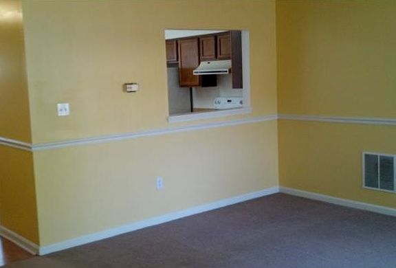 Living Room / Kitchen Pass through