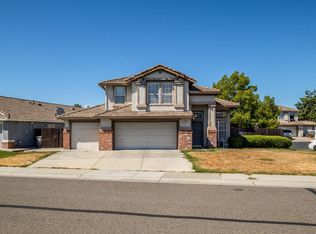 8255 Leesburg Way, Elk Grove, CA 95624