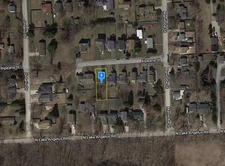 331 Alpeana St, Auburn Hills, MI