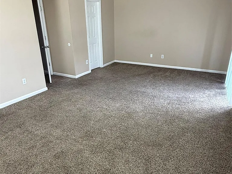 1625 Townhome Ln — Photo 10