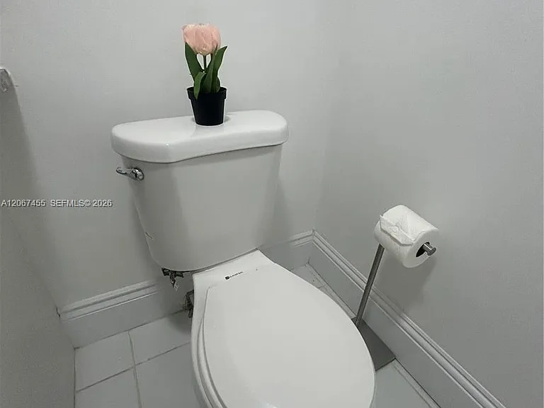 1250 NE 125th St #410C — Photo 17