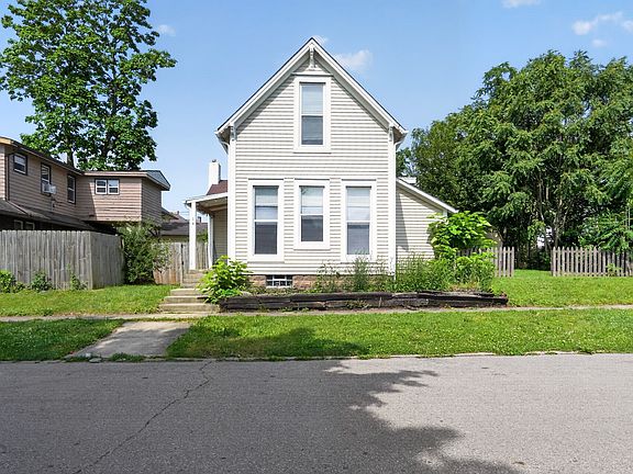 2nd image of 14 Wood St