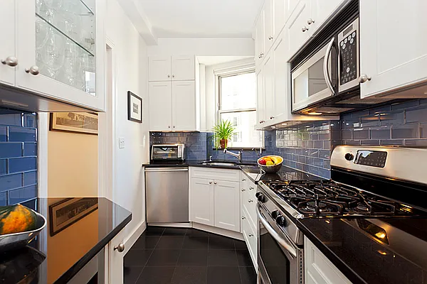 Sold by Brown Harris Stevens | media 31