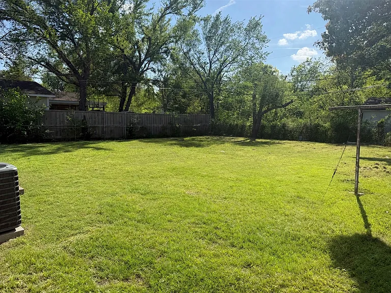 1817 N Nursery Rd — Photo 9