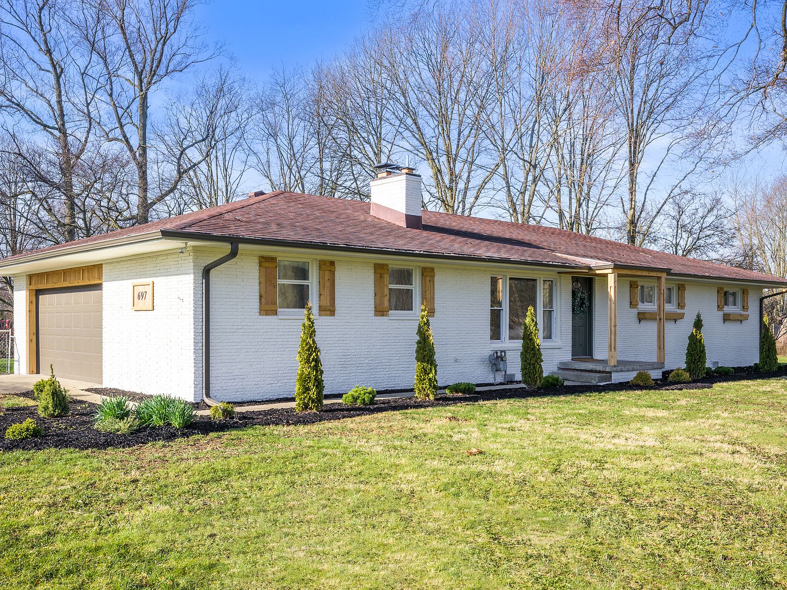 697 W er Rd, Greenfield, IN 46140 Zillow