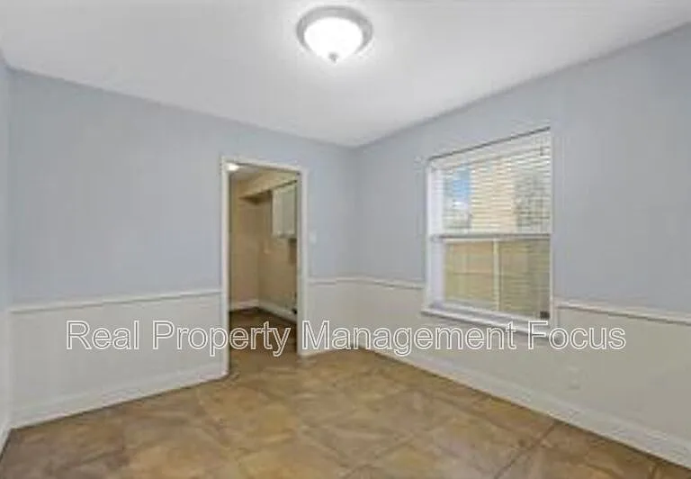 14722 Overview Dr — Photo 36