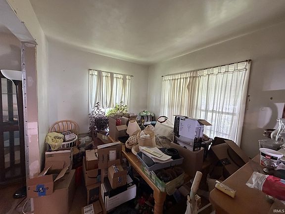 3rd image of 5700 N Fares Ave
