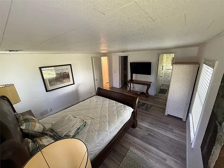 2 bed, 1176 sqft, $1,450 — Photo 4