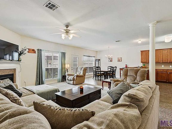 3rd image of 26084 Avondale Ct