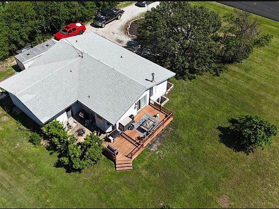4th image of 2044 Arrowhead Rd