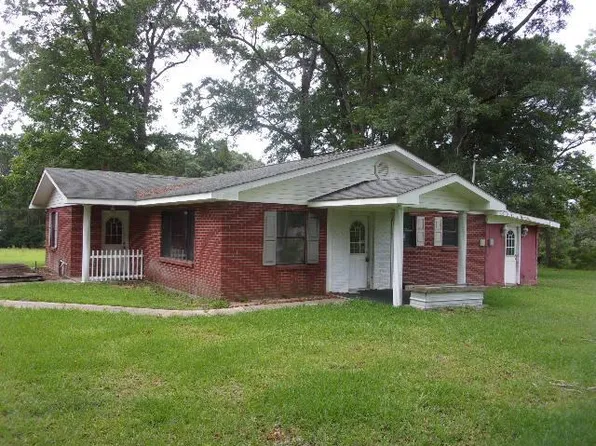 4 Cedar Grove Ln, Poplarville, MS 39470