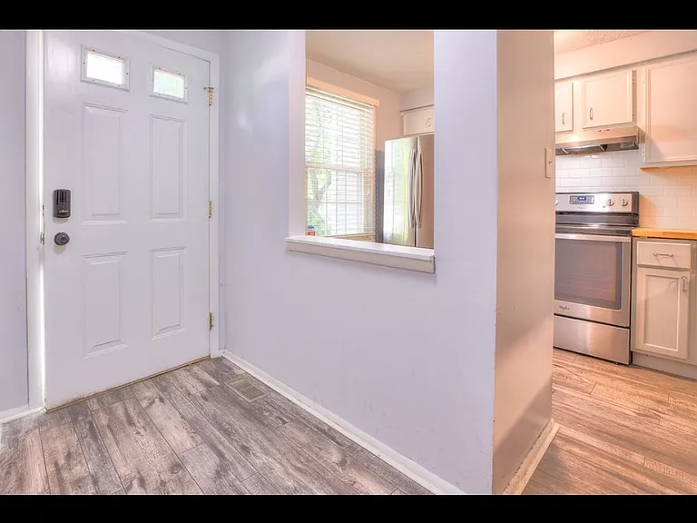 9471 Timber View Dr — Photo 6