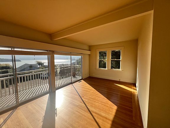 3rd image of 2345 Paradise Dr