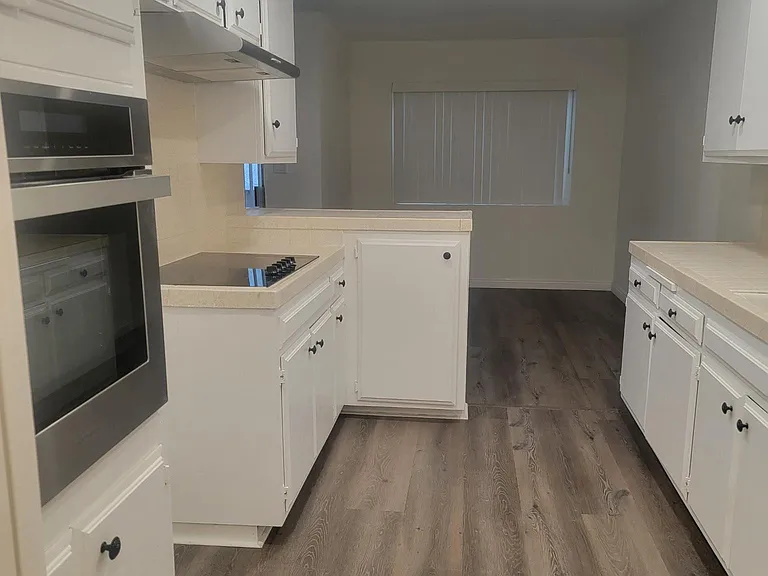627 Geneva St #2 — Photo 25