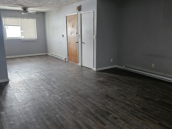 2nd image of 1815 W 40th St APT 12