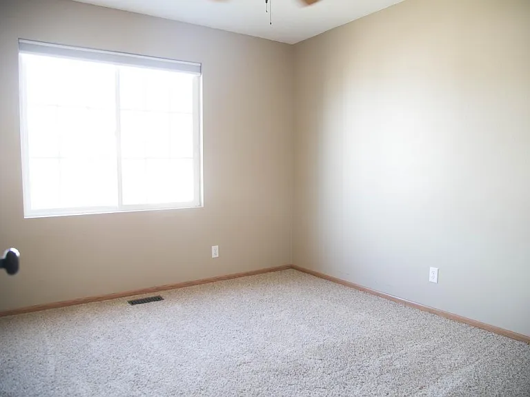 Kids' Room with Neutral Paint