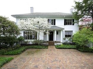 51 Pickwick Rd, Newton, MA 02465