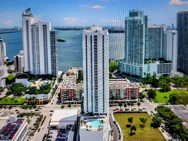 2000 N Bayshore Dr #614 — Photo 22