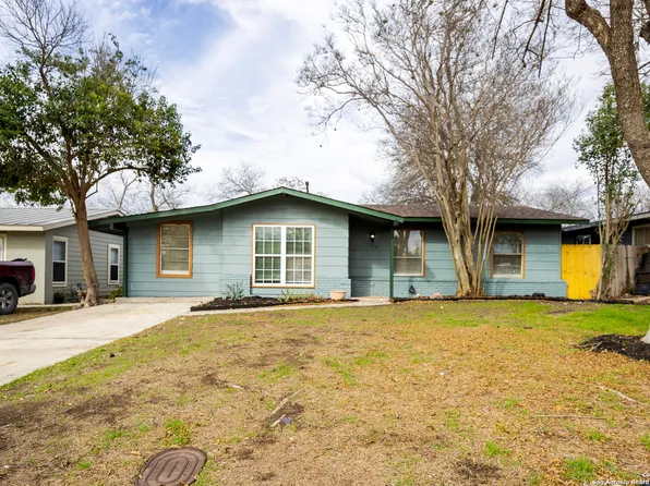 135 STARLIGHT TER, San Antonio, TX 78233