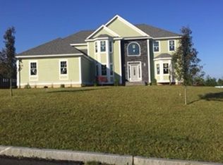 228 Catamount Rd, Tewksbury, MA 01876