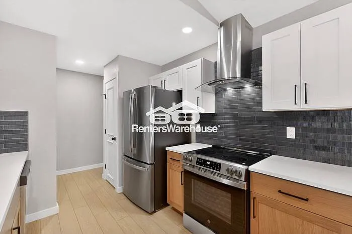 1408 Seely St — Photo 15