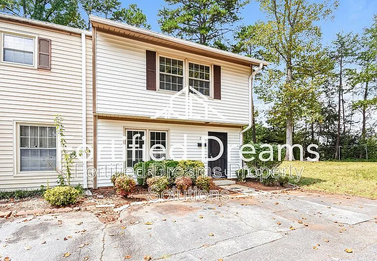2711 Reynolds Park Rd — Photo 2