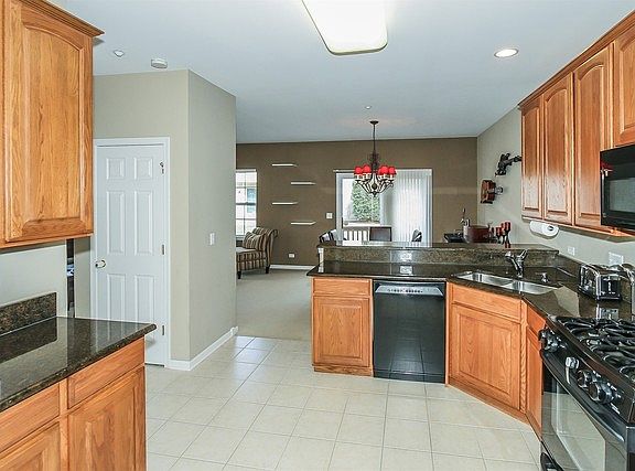 3rd image of 6088 Halloran Ln #38-1