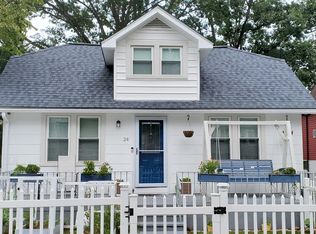 24 Argyle St, Lake Peekskill, NY 10537