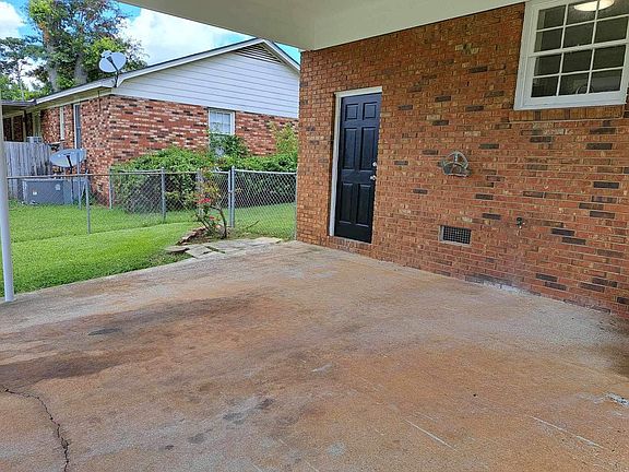 5th image of 1541 Westwood Dr