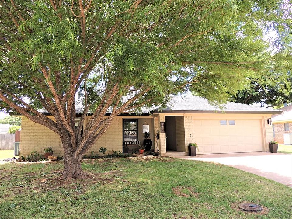 1st image of 2817 Lynbrook Dr
