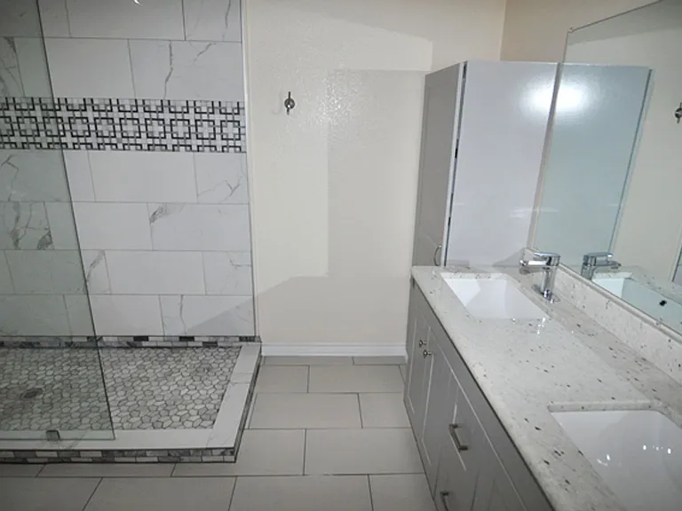 3225 S Adams St — Photo 14