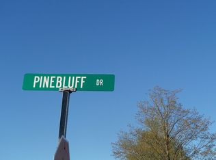 Pinebluff Ests #C, Charlotte, MI 48813