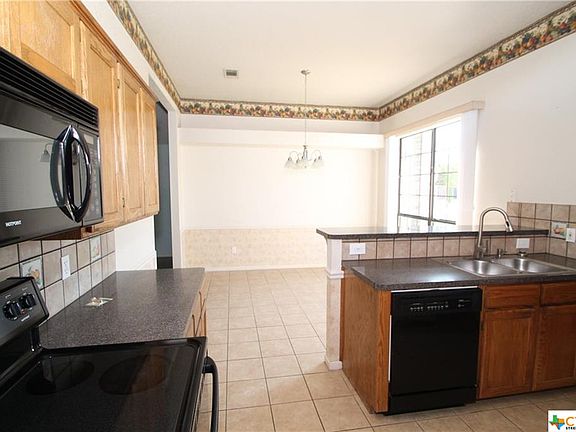 4th image of 4209 Lost Oak Dr