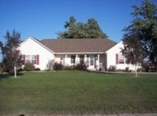 24214 218th St, Gallatin, MO 64640
