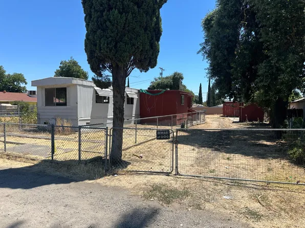 2432 E Willow St, Stockton, CA 95205