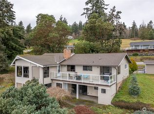 2296 Mariner Beach Drive, Oak Harbor, WA 98277