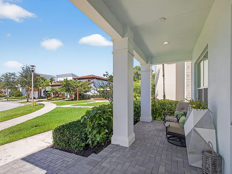 1026 Faulkner Terrace Palm — Photo 5