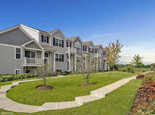 1098 Piccolo Ln, Volo, IL 60073