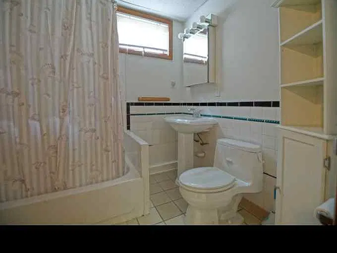 3 bed, 1000 sqft, $3,000 — Photo 4