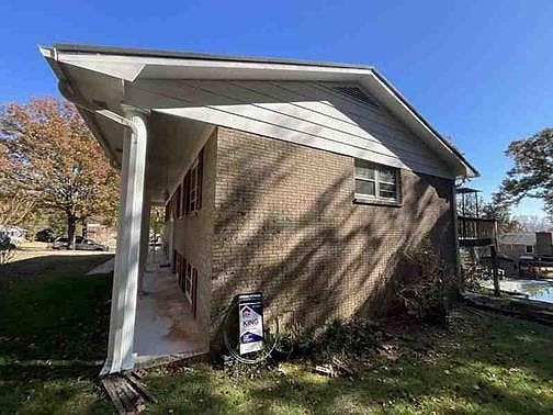 3rd image of 1217 Rockwood Ln