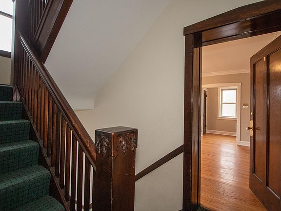 5th image of 429 Garfield St #5