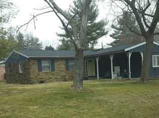 8802 Moll Dr, Fishers, IN 46038