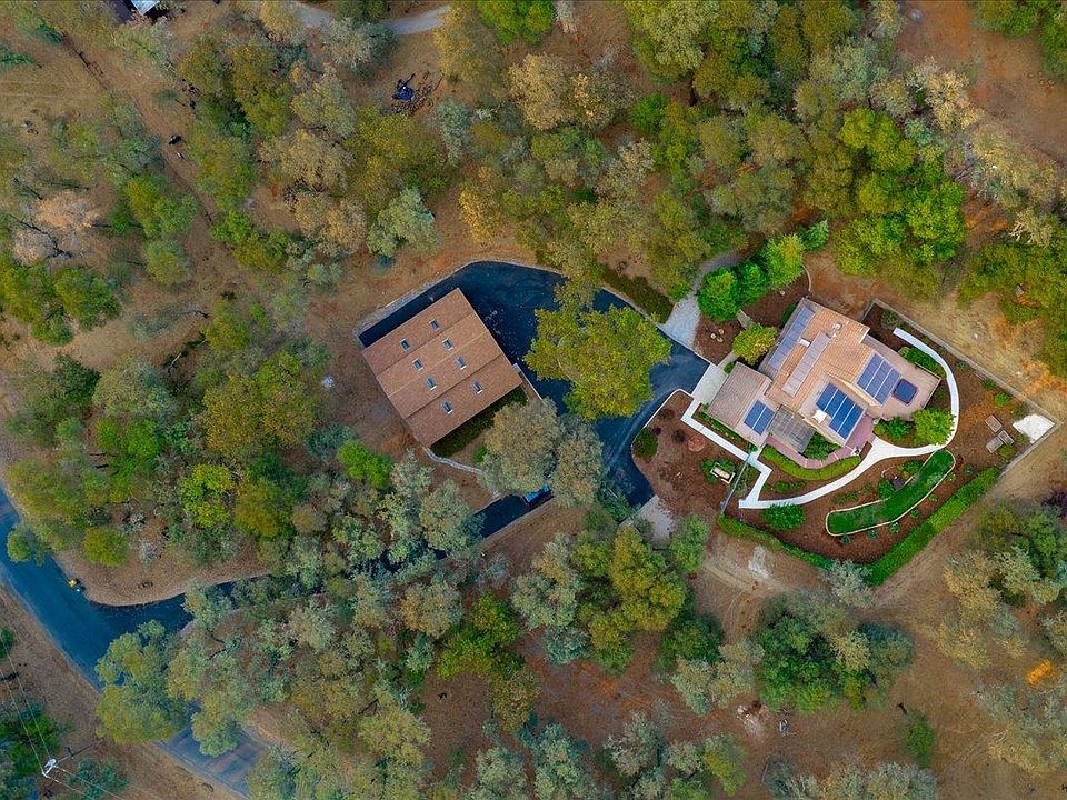 2nd image of 1291 Old Rock Bridge Rd
