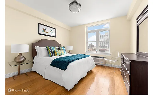 Sold by Douglas Elliman | media 4