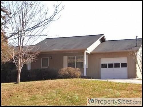 3rd image of 308 Indian Hills Dr