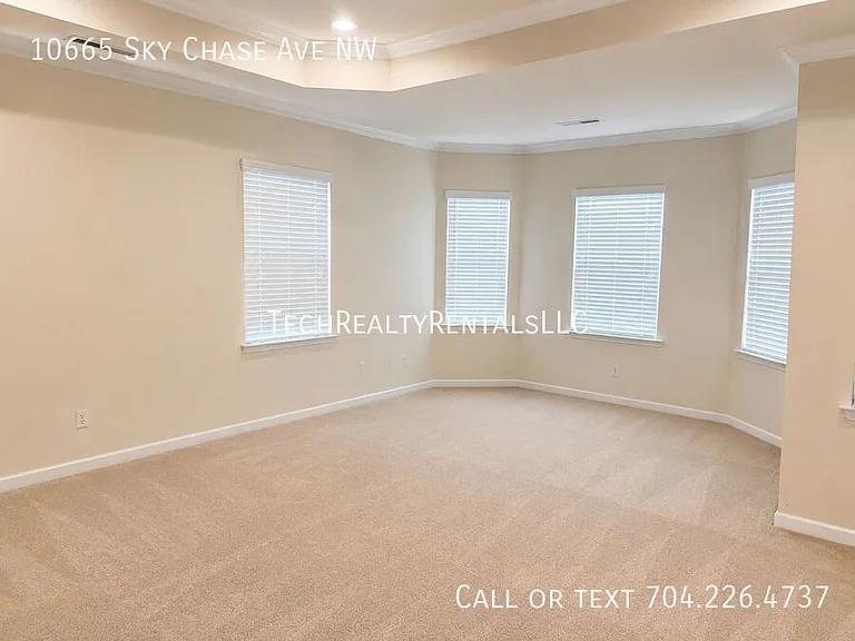 10665 Sky Chase Ave NW — Photo 23